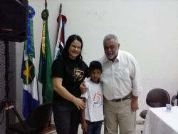 Lanamento do McDia Feliz em Rondonpolis reuniu parceiros no auditrio do Pao Municipal